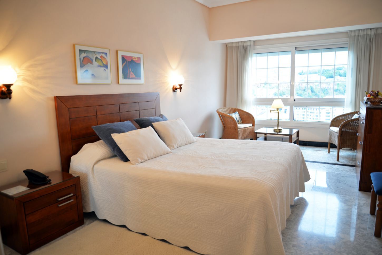 Hotel Avenida San Sebastian Luaran gambar